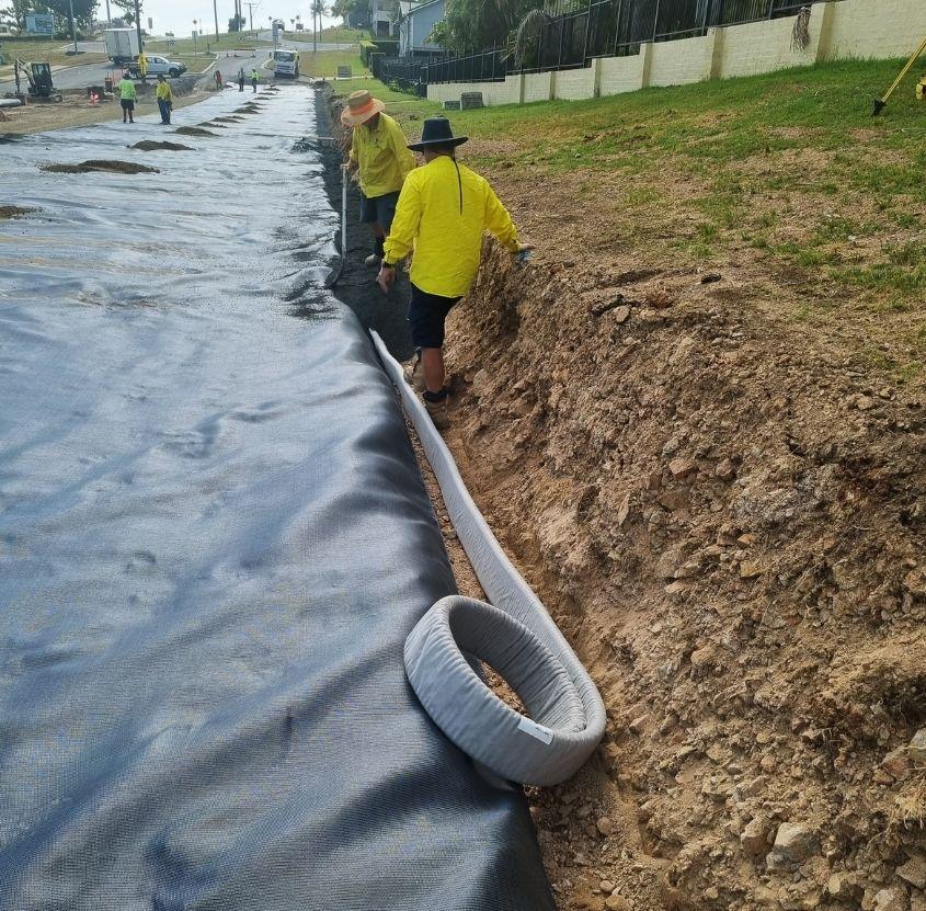 moisture-control-geotextile-reinforces-queen-street-pavement-case-study-845X831-img2
