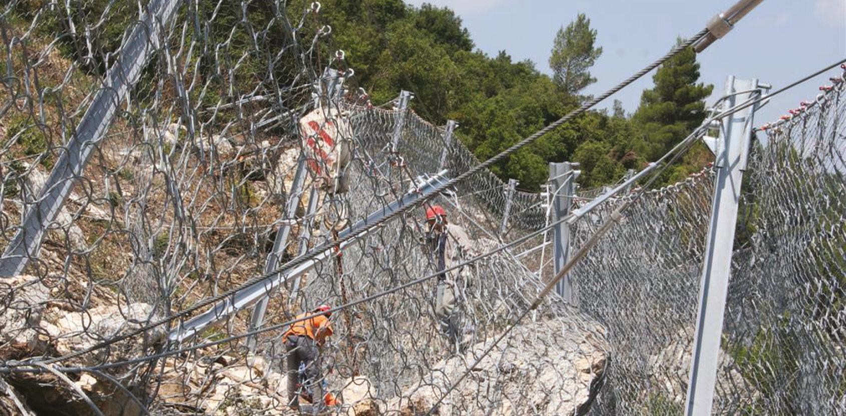 Catch Fences | Maccaferri Dynamic Rockfall Barrier | Geofabrics New Zealand