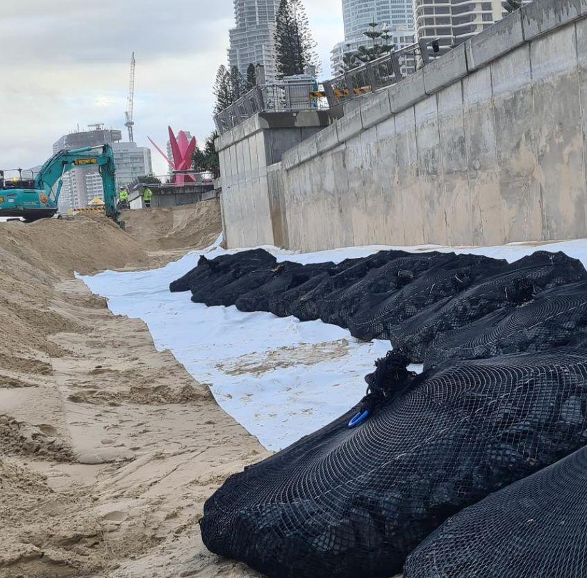 aquarockbag restores surfers paradise_3